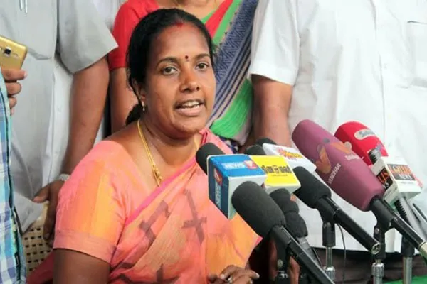 vanathi sreenivasan press meet 